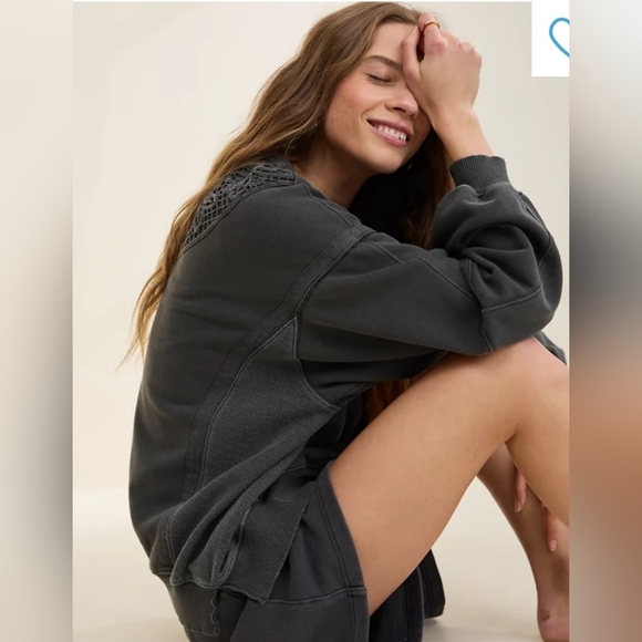 Aerie NWT Keep It Light Crochet Crew Sweatshirt size Small ptp 26" aprox - Picture 4 of 16